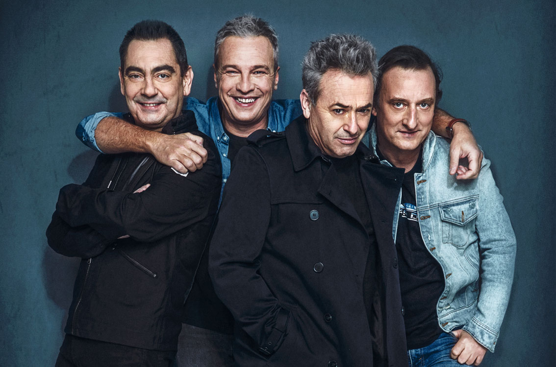 El posado más rockero de los Hombres G