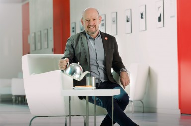 Carlos Urroz: «Creo en la renovación de los cargos públicos. No hay nada oculto en mi marcha de Arco»