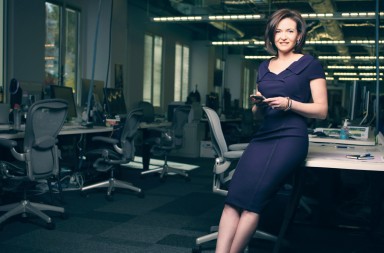 Capitalismo de vigilancia: todo empezó con la actual jefa de Facebook