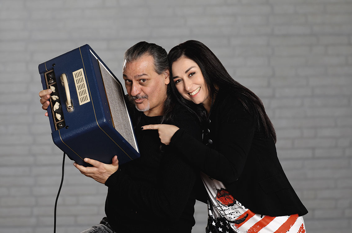 «Los críticos que no querían saber de nosotros ya están jubilados, y Camela sigue»