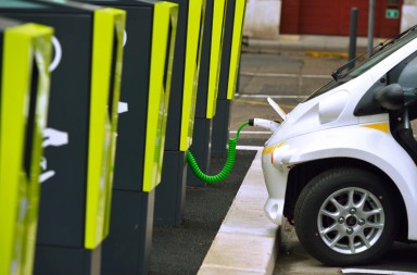 Manual para repostar con un coche eléctrico