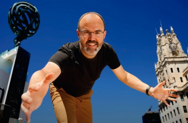 Leandro Pérez: «Los chavales y los adultos leemos y escribimos hoy más que nunca. No tengo dudas»