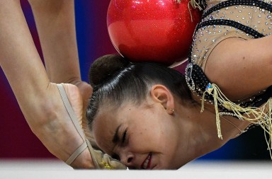Dina Averina, el sufrimiento de la gran campeona