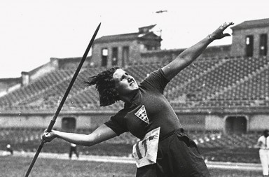 Ana María Martínez Sagi, una pionera en casi todo