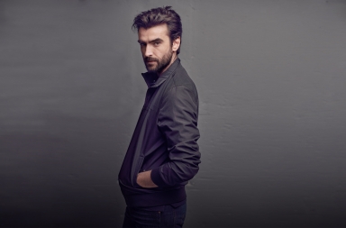 Aitor Luna: «Los actores -salvo dos o tres- vivimos una situación penosa y muchas veces indigna»