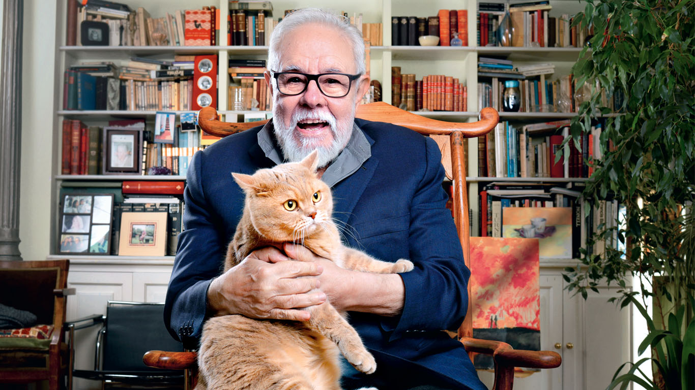 Gonzalo Suárez: «La felicidad expandida en las redes es hortera y ofensiva por ignorar a tanta gente»