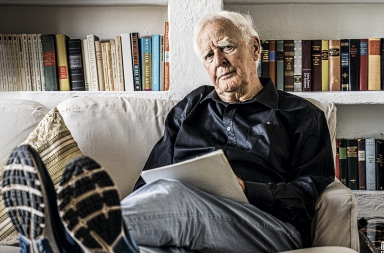 John Le Carré: «Tengo cáncer. No tengo miedo. Solo quiero morir cómodamente»