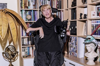 El científico que se transformó en cíborg para no morir