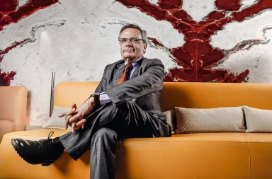 Rafael Matesanz: «La Organización Nacional de Trasplantes, cuanto menos se junte con las farmacéuticas, mejor»
