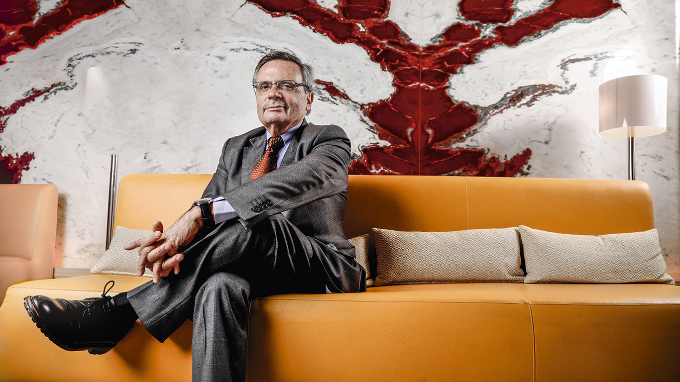 Rafael Matesanz: «La Organización Nacional de Trasplantes, cuanto menos se junte con las farmacéuticas, mejor»