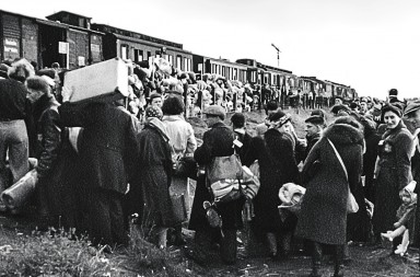 Auschwitz: la agencia de viajes  que se forró con los trenes de la muerte