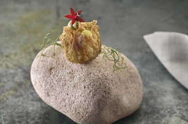 Vieira en tempura al ‘yuzu’