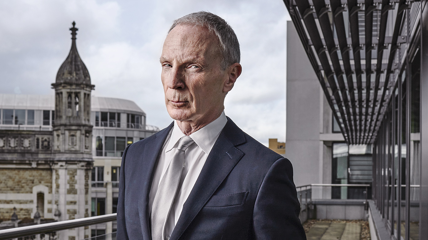 Abusos en la infancia: el terrible pasado de un banquero de Goldman Sachs 1