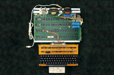 El primer Apple subastado