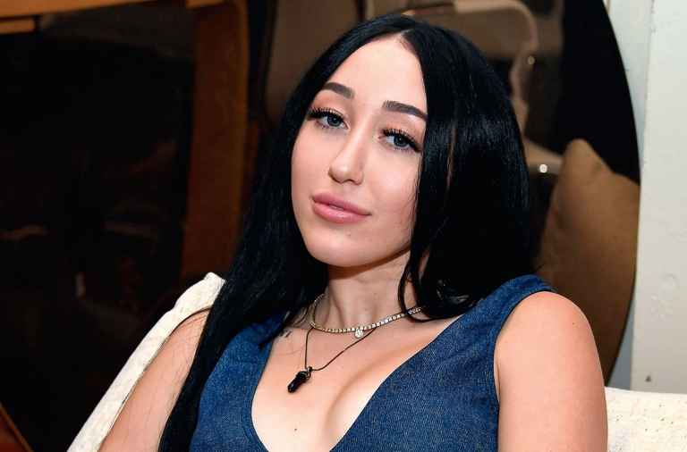 Noah Cyrus se ‘confiesa’ durante la pandemia Noah Cyrus se ‘confiesa’ durante la pandemia