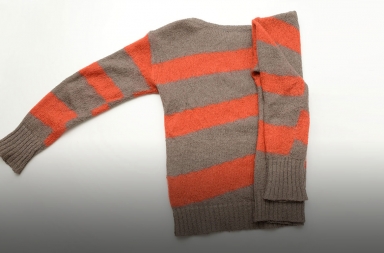 Cómo doblar un jersey con el método Marie Kondo