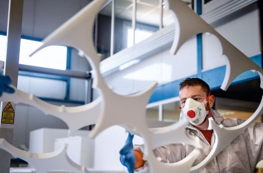 Reinventarse para luchar contra la pandemia: pensar fuera de caja