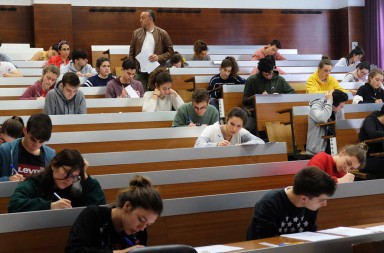 Celebrar selectividad puede ocasionar un rebrote de coronavirus, avisan desde el CSIC