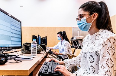 Así trabajan los rastreadores del COVID-19 en España