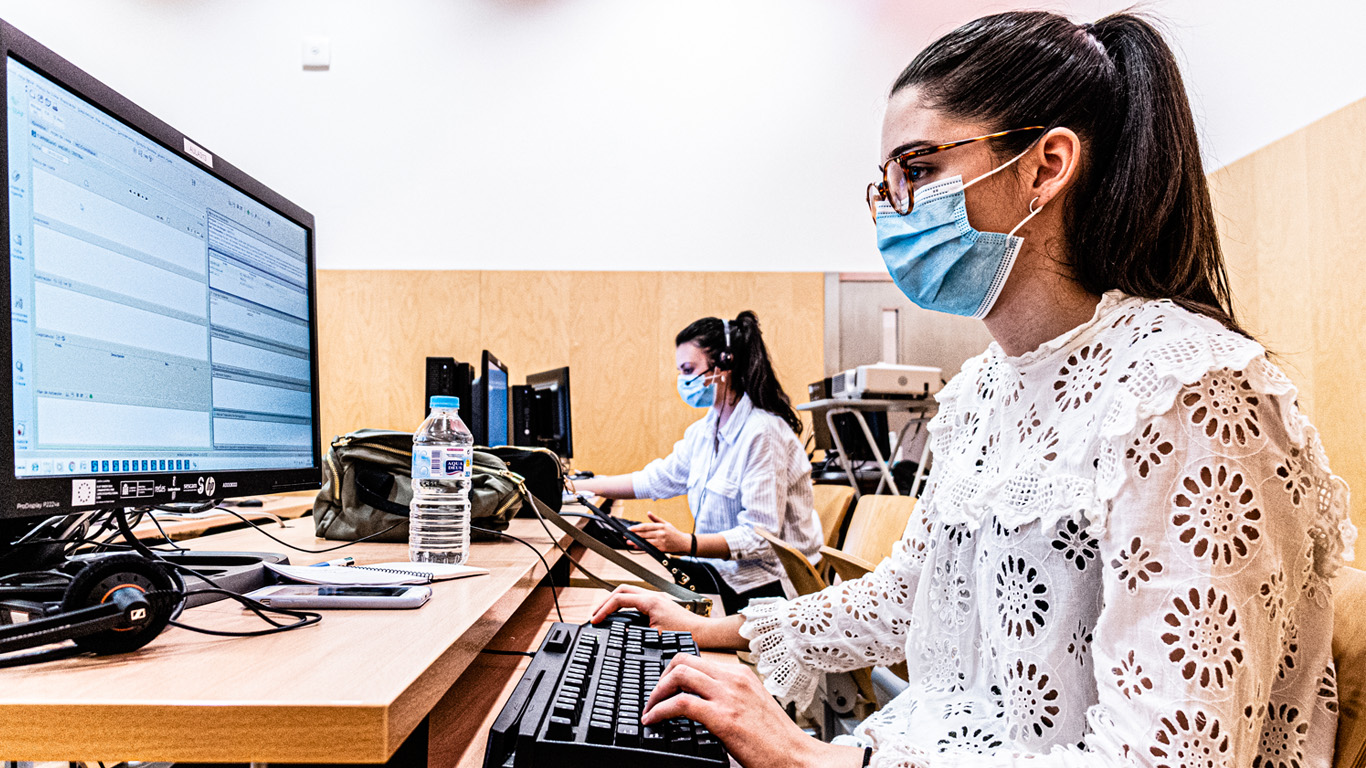 Así trabajan los rastreadores del COVID-19 en España