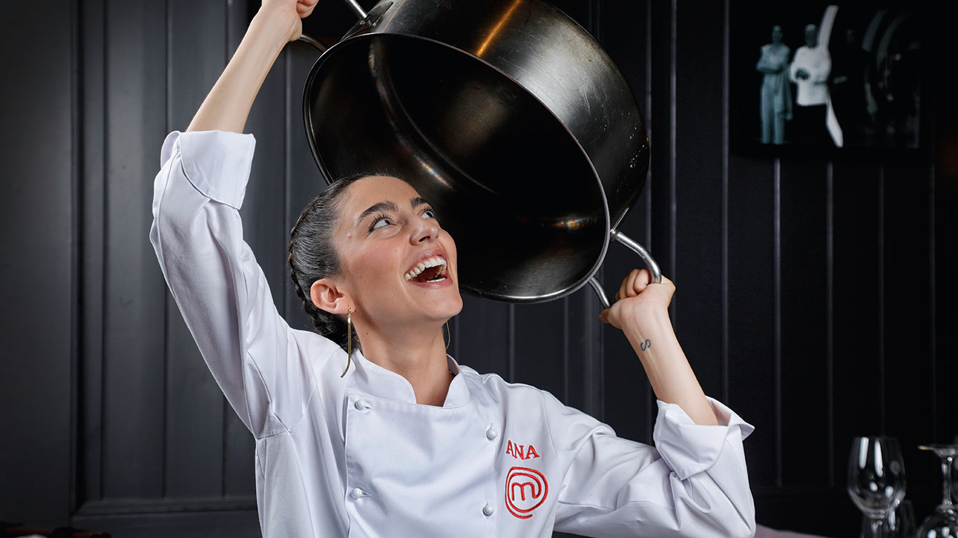 Ana Iglesias: «Pese a la mascarilla, me piden selfis por la calle. La gente es una monada y muy cariñosa»