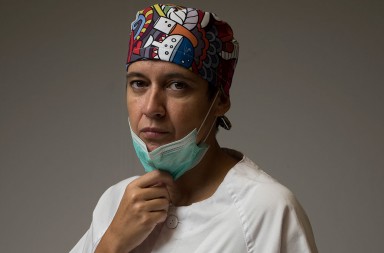 Gemma Tena, médico de familia en Entrevías: «Después de 2O años, tengo la sensación de haberme equivocado de profesión»