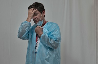 Salvador Casado, médico de familia: «Yo no soy Superman. Nadie puede pilotar tres aviones a la vez»