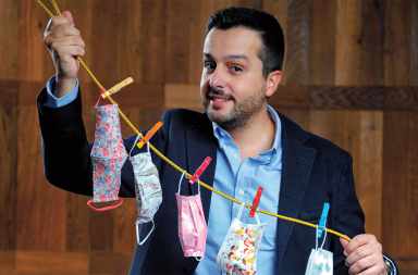 Héctor Castiñeira: «En más de 17 años de Enfermería, nunca había tenido esa sensación de pánico»