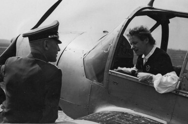 Un comandante en pantuflas, una piloto imbatible y otros personajes insólitos de la Segunda Guerra Mundial