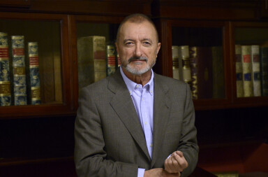 Arturo Pérez-Reverte, la RAE y el lenguaje inclusivo
