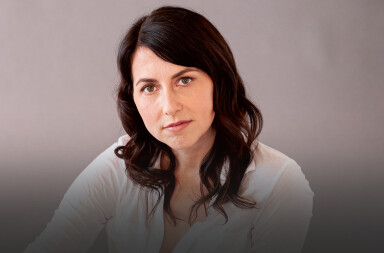 Mackenzie Scott, exmujer de Bezos: «Tengo una cantidad desproporcionada de dinero para compartir»