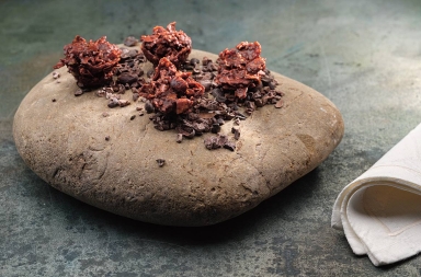 Rocas de chocolate con sal y cereales